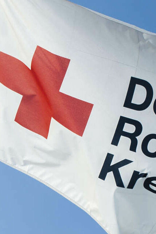 Fahne des DRK